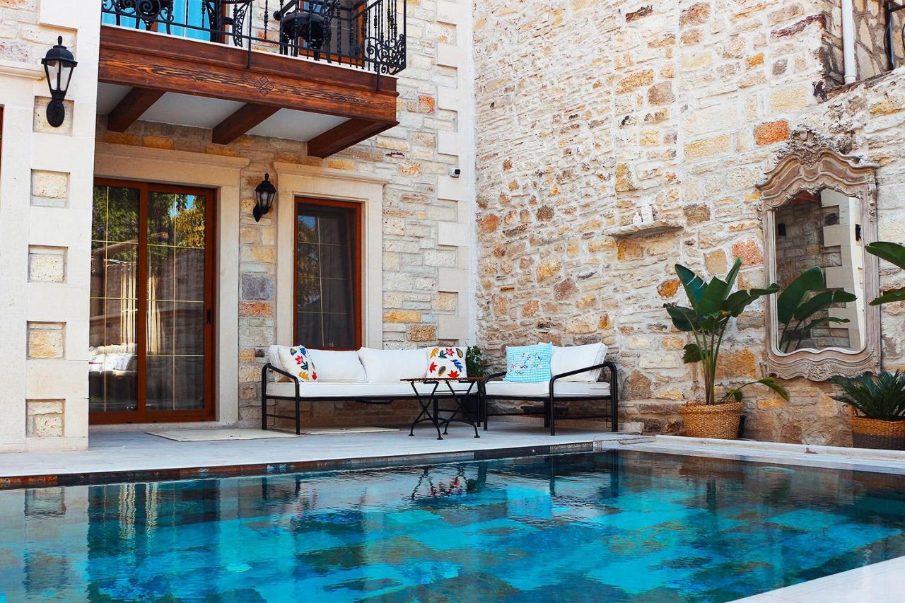 Sinem Hanim Konagi Boutique Hotel Yenifoca Exterior foto